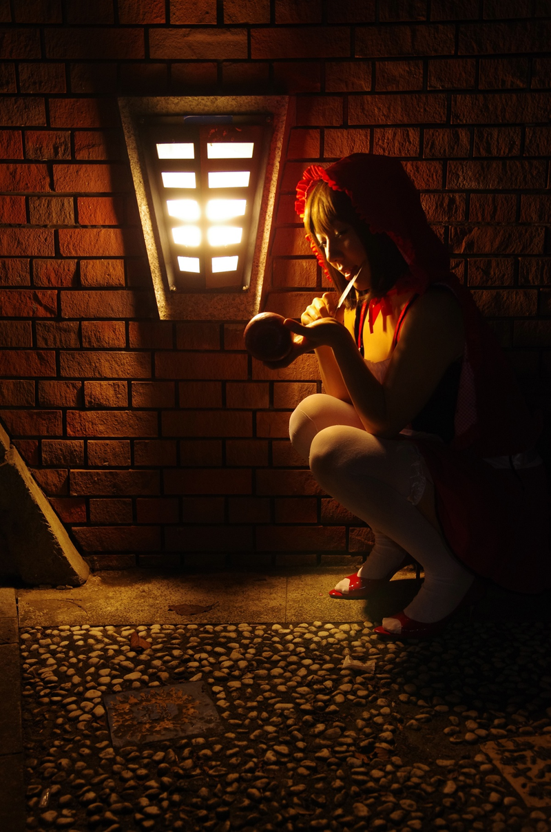 Illustration for article titled The Beautiful (and Bloody) Cosplay of Saki Hanamura